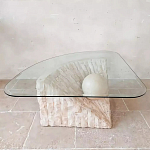 Дизайнерский журнальный стол в виде раковины с жемчужиной под прозрачной столешницей Fahin варинант исполнения - 1 | Loft Concept в Перми