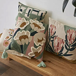 Подушка с цветочным принтом и кисточками Blooming Elegance Daisy варинант исполнения - 8 | Loft Concept в Перми