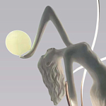 Торшер белая статуэтка Девушка Girl Carries Light Balls варинант исполнения - 1 | Loft Concept в Перми