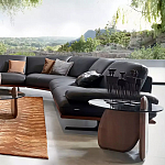 Дизайнерский журнальный стол c круглой столешницей на фигурном основании Usake варинант исполнения - 1 | Loft Concept в Перми