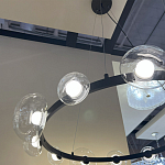 Люстра подвесная круглая с 12-ю прозрачными куполообразными плафонами и черным металлическим основанием Flos Wireline Lighting варинант исполнения - 6 | Loft Concept в Перми