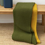 Плед из хлопка жемчужной вязки оливкового цвета Waffle Comfort варинант исполнения - 6 | Loft Concept в Перми