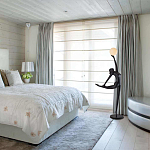 Торшер черная статуэтка Девушка Girl Carries Light Balls варинант исполнения - 3 | Loft Concept в Перми