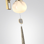 Бра с шарообразным плафоном из белого стекла с подвеской из камня Agatelle варинант исполнения - 5 | Loft Concept в Перми