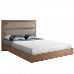 Кровать двуспальная с высоким изголовьем из дерева и подушек из экокожи Modern Look варинант исполнения - 1 | Loft Concept в Перми