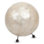 Настольная лампа из перламутра на металлическом каркасе Indonesian Egg варинант исполнения - 2 | Loft Concept в Перми