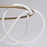 Люстра подвесная круглая золотого цвета с белыми изогнутыми световыми линиями Luke Lampco Tracer Lamp варинант исполнения - 6 | Loft Concept в Перми