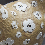 Статуэтка курица с белым цветочным узором и металлическими ножками Rustic Chicken варинант исполнения - 2 | Loft Concept в Перми