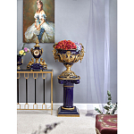 Часы настольные из темно-синего фарфора с бронзовыми фигурками и декоративными элементами Eden Garden варинант исполнения - 3 | Loft Concept в Перми