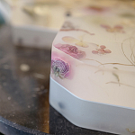 Шкатулка из эпоксидной смолы с цветами белая Epoxy Resin Square Box White варинант исполнения - 6 | Loft Concept в Перми