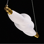 Люстра горизонтальная с волнистым белым плафоном Golden Swirl варинант исполнения - 8 | Loft Concept в Перми