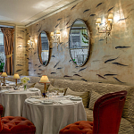 Обои ручная роспись Fishes Blue Pearl on Tarnished Silver gilded silk with pearlescent antiquing варинант исполнения - 7 | Loft Concept в Перми