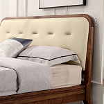 Кровать двуспальная с каркасом из дерева и мягким изголовьем Moon Walnut Bed варинант исполнения - 2 | Loft Concept в Перми