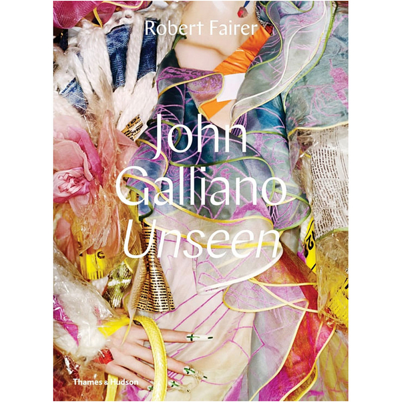 John Galliano: Unseen  в Перми | Loft Concept 