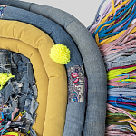 Ковер разноцветный из джинсовой одежды и армейских палаток Upcycling варинант исполнения - 4 | Loft Concept в Перми