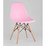 Пластиковый стул на ножках из массива бука Eames Pink варинант исполнения - 1 | Loft Concept в Перми