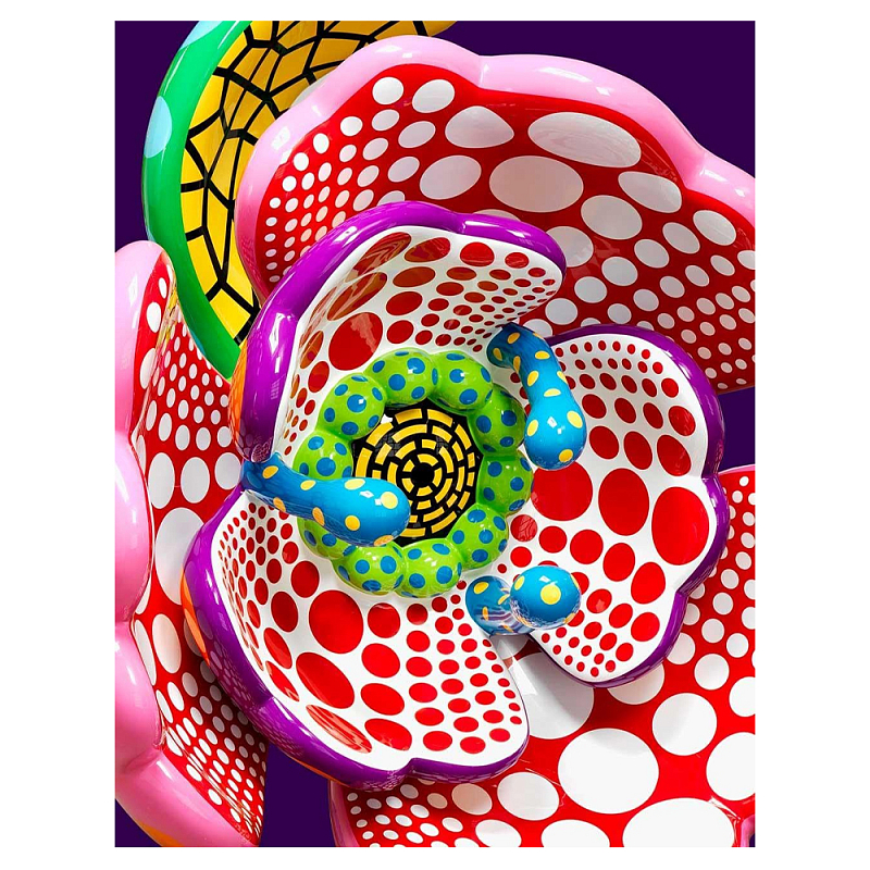 Книга по искусству Yayoi Kusama: I Spend Each Day Embracing Flowers  в Перми | Loft Concept 