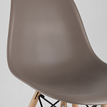 Пластиковый стул на ножках из массива бука Eames Cappuccino варинант исполнения - 7 | Loft Concept в Перми