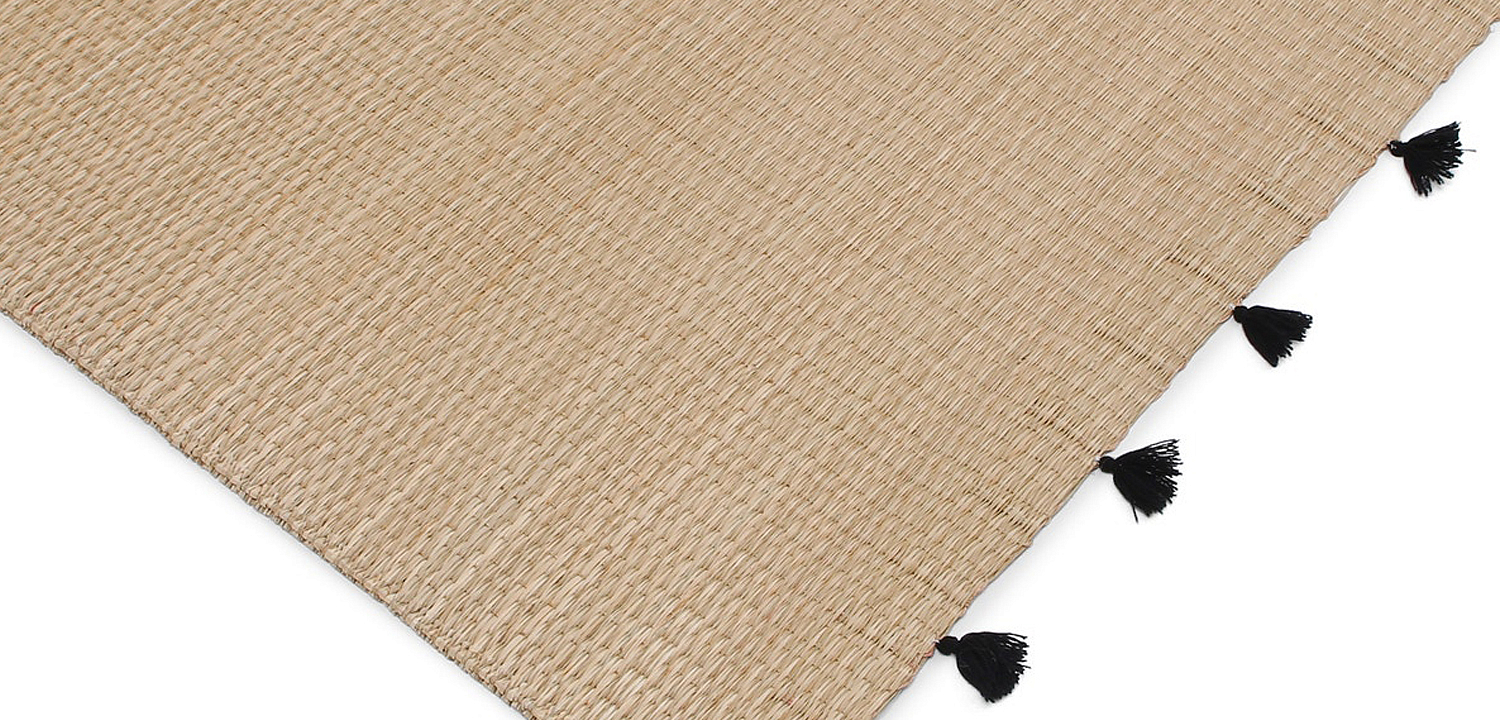 Ковер с помпонами Wicker Carpet Ковер с помпонами Wicker Carpet - Loft-Concept в Перми