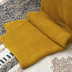 Плед из хлопка жемчужной вязки горчичного цвета Waffle Comfort варинант исполнения - 6 | Loft Concept в Перми