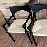 Стул дизайнерский с плетеным сидением Kronos Dining Chair Black варинант исполнения - 2 | Loft Concept в Перми