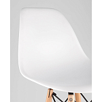Пластиковый барный стул на ножках из массива бука Eames White варинант исполнения - 2 | Loft Concept в Перми