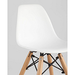 Пластиковый стул на ножках из массива бука Eames Small White варинант исполнения - 2 | Loft Concept в Перми