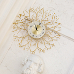 Часы настенные из металла золотые с белым циферблатом Current Time варинант исполнения - 4 | Loft Concept в Перми