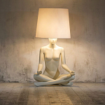 Лампа MANNEQUIN LAMP с абажуром телесный замок варинант исполнения - 5 | Loft Concept в Перми