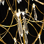 Люстра подвесная с изогнутым металлическим каркасом и множеством хрустальных подвесок Золото Диаметр 80 см Quasar варинант исполнения - 2 | Loft Concept в Перми