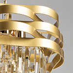 Люстра цвета матового золота с металлическими лентами и длинными прозрачными подвесками Gilded Waves варинант исполнения - 6 | Loft Concept в Перми