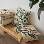 Подушка с цветочным принтом Blooming Elegance Lily варинант исполнения - 6 | Loft Concept в Перми