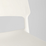 Пластиковый стул на ножках из массива бука Ferret White варинант исполнения - 9 | Loft Concept в Перми