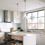 Подвесной светильник с прозрачным рельефным стеклянным плафоном в форме конуса Feiss варинант исполнения - 9 | Loft Concept в Перми