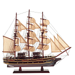 Декоративная модель деревянного коричневого парусника в подарочной упаковке With The low варинант исполнения - 1 | Loft Concept в Перми