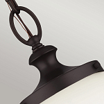 Подвесной светильник с белым стеклянным плафоном в форме шара на цепи Feiss варинант исполнения - 4 | Loft Concept в Перми