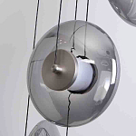 Люстра каскадная с 5-ю круглыми стеклянными плафонами дымчатого цвета и черными деталями Orbit Serenade варинант исполнения - 2 | Loft Concept в Перми