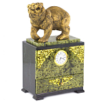 Часы настольные с декором в виде медведя и выдвижным ящиком из натурального камня Змеевик Bear Stone Clock варинант исполнения - 2 | Loft Concept в Перми