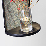 Настенный светильник зеленого цвета с черной рамкой овальной формы с полкой Herbarium  варинант исполнения - 3 | Loft Concept в Перми