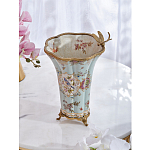 Ваза голубого цвета из фарфора с цветочным рисунком и бронзовой стрекозой Blue Garden варинант исполнения - 7 | Loft Concept в Перми